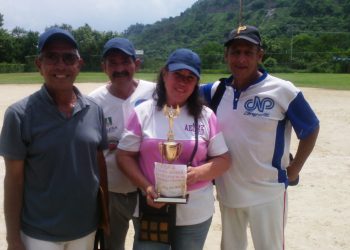 Reporteros ganó Copa “Edwuard Barradas”