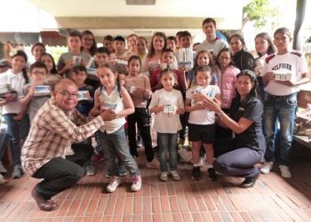 Corposalud entregó insulina a los 80 niños del Club Guerreros Azules
