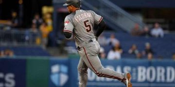 Escobar lidera cuarteta jonronera criolla