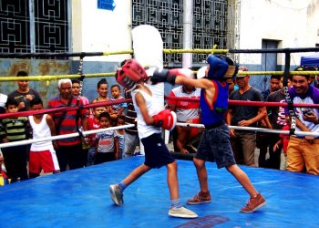 Fiesta boxística en aniversario de Gbmp-Valera