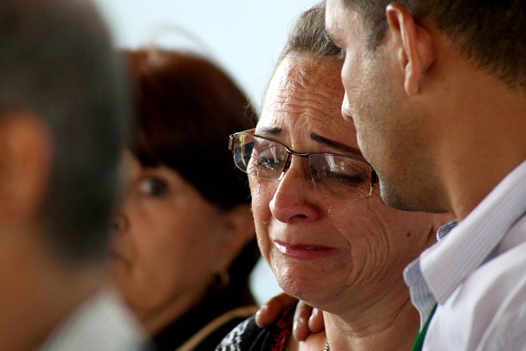 Martha Bustamante, hermana mayor de Alexis Bustamante, expresó la desesperación de la familia por la desaparición del integrante de Fundaredes. Carlos Eduardo Ramírez