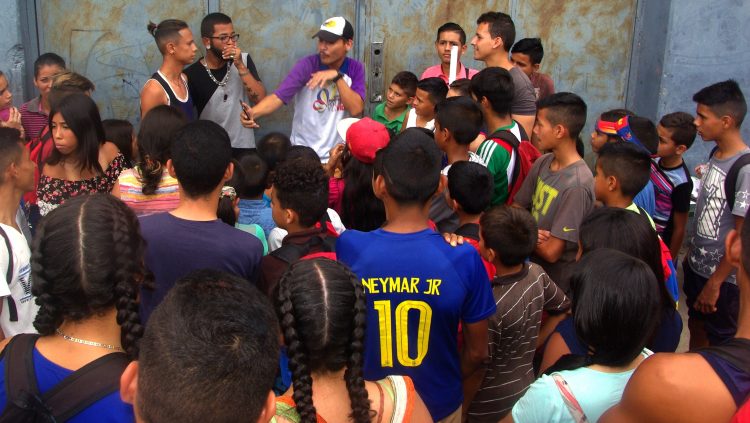 Fiesta boxística en aniversario de Gbmp-Valera