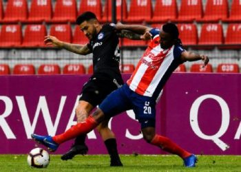 Lara sale goleado pero jugará Sudamericana