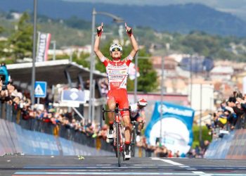 Magistral triunfo de Masnada y Androni en la sexta etapa del Giro de Italia