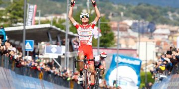 Magistral triunfo de Masnada y Androni en la sexta etapa del Giro de Italia