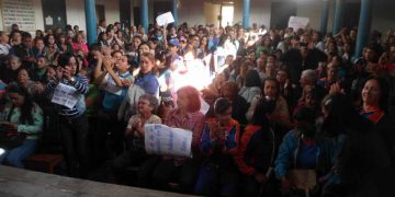 En la Zona Educativa se pagan y se dan el vuelto