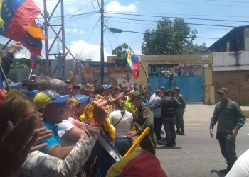 Trujillanos se concentraron en varios municipios en apoyo al cese de la usurpación