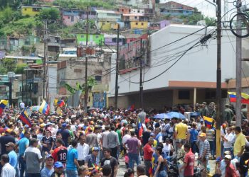 Trujillanos respaldaron en las calles acciones de Guaidó y Leopoldo López