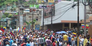 Trujillanos respaldaron en las calles acciones de Guaidó y Leopoldo López