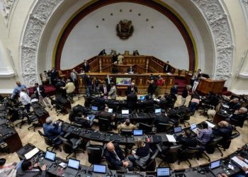 En plena crisis humanitaria AN aprueba pagar intereses de una deuda ilegal