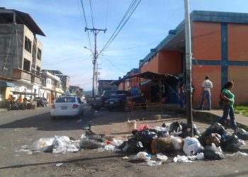 Alcalde de Ayacucho exige dotación de camiones compactadores para solventar crisis del aseo urbano