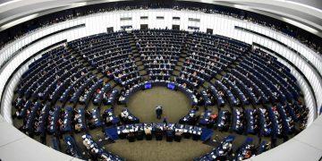 Derecha proeuropea mantendrá mayoría en la Eurocámara