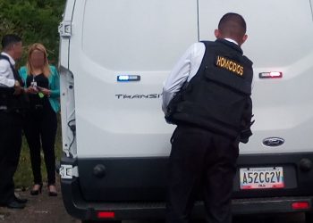 Cadáveres de dos hombres con impactos de bala  localizaron en carretera de Estación Santa Ana