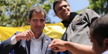 Leopoldo López asegura que recibió un indulto que fue acatado por los militares