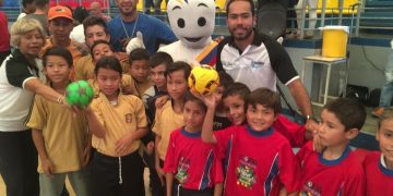 Con éxito se desarrolló primer Festival de Mini Balonmano Escolar 2019