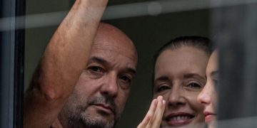 Excomisario Simonovis está libre por un indulto que le concedió Guaidó