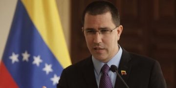 Arreaza: Venezuela está «lista» en caso de ataque militar de Estados Unidos