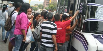 Pasaje en Valera quedó en 350 bolívares