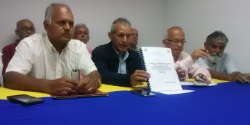 Docentes piden se abra una investigación a la Zona Educativa