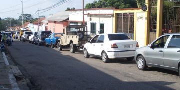 No cesan colas para proveerse de gasolina en Betijoque