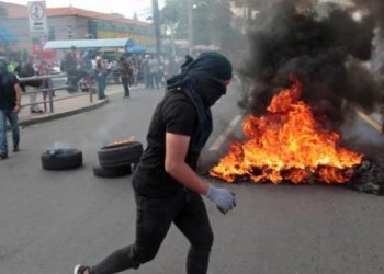 Manifestaciones y saqueos en Honduras dejan dos muertos