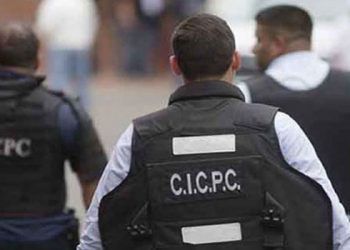 Más de 90 personas han muerto en cruce a tiros con las autoridades