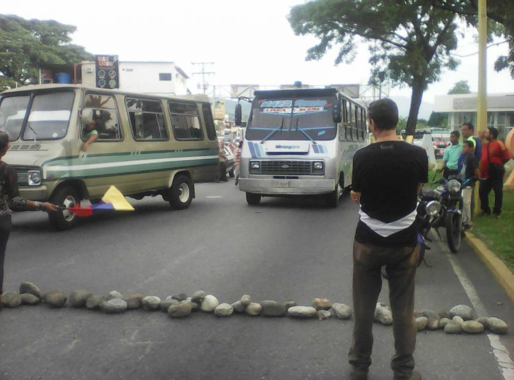Por más de 25 días sin agua protestaron en Plata 3