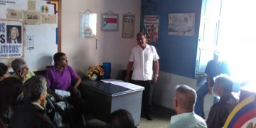 Piden se aplique todo el peso de la ley a responsables de suspensión de sueldos a educadores