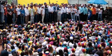 Guaidó: Por las malas o por las buenas saldrá el gobierno