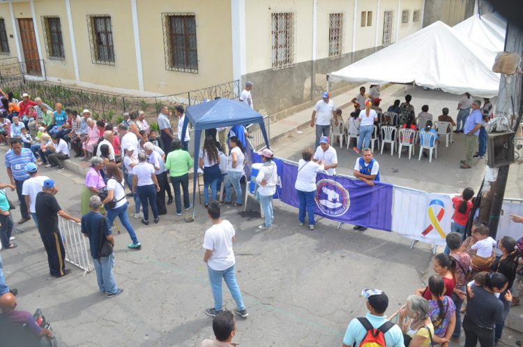 Más de mil 500 personas recibieron ayuda humanitaria en Carache