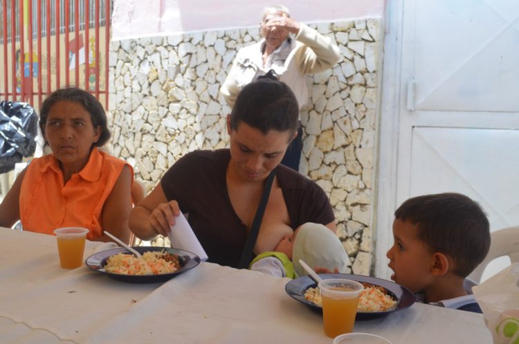 Más de mil 500 personas recibieron ayuda humanitaria en Carache