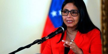 Delcy Rodríguez instó a la ONU corregir cifras migratorias