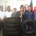 Transportistas del municipio Cárdenas reciben dotación de cauchos