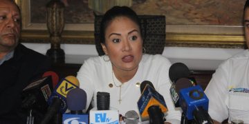 Gobernadora del Táchira exhorta a denunciar “supuestos” cobros ilegales en el Hospital Central