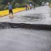 Construyen vía alterna al puente sobre el río Guaruríes
