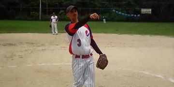 Se calientan los torneos en softbol de Plata Tres