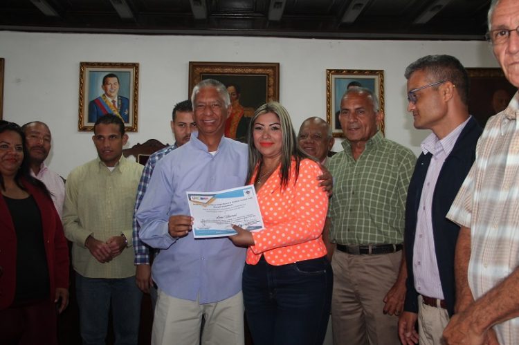 Vocación y mística: pilares del ejercicio periodístico