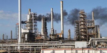 Recuperan refinería de Amuay