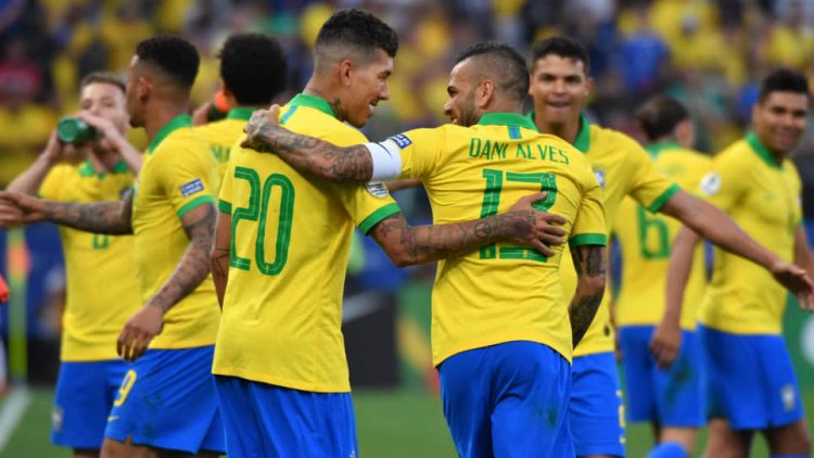 Brasil goleó a Perú y se anota como favorito para ganar la copa