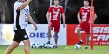 Paraguay llega renovada a su debut ante una Qatar que es una caja de sorpresas