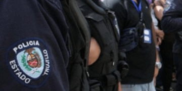 Choque entre vehículos deja dos lesionados en Monay 