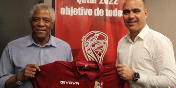 Colombiano “Pacho” Maturana en el banquillo de Venezuela junto a Dudamel en Copa América