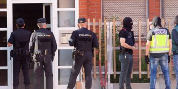 España: seis detenidos por prostituir transexuales de Venezuela y Colombia