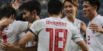 Ecuador y Japón en una batalla campal por la clasificación