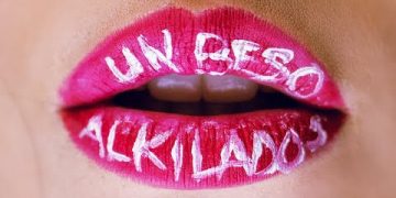 “Un beso” es la nueva canción de ALKILADOS.
