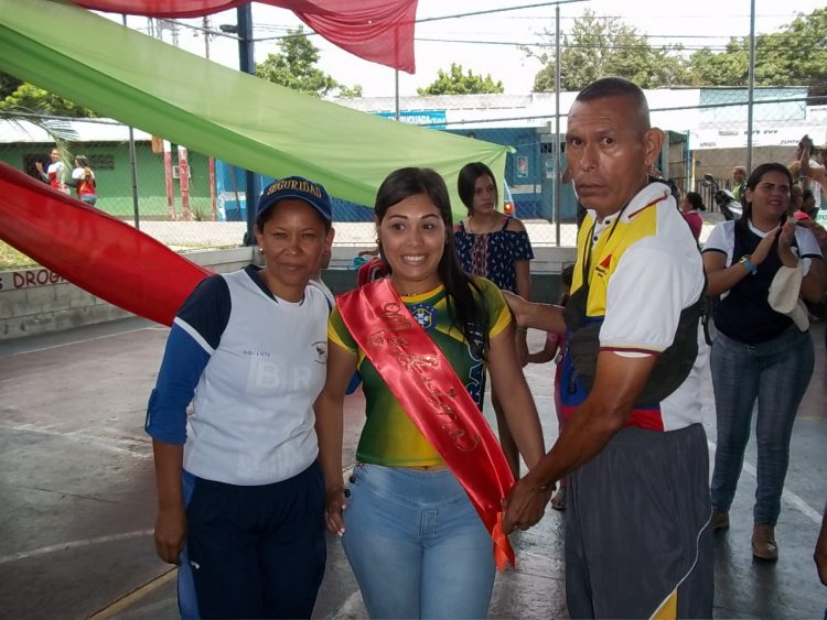 Se inauguraron los IX Juegos Interinstitucionales Educativos en Carvajal