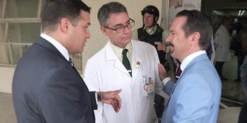 Corposalud crea alianzas con embajada de Francia para dotar HCSC