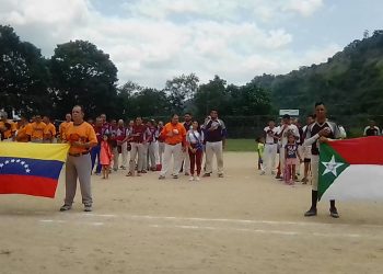 Arrancó softbol “C” en Plata Tres  