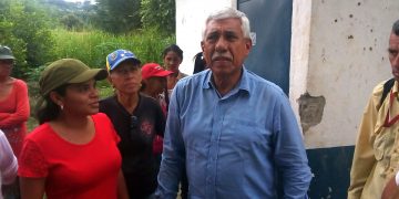 Alcalde Alfredo Barrios inspeccionó pozos en el Eje Vial