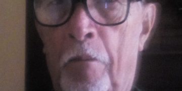 El gobierno está dolarizando el sistema comercial del país